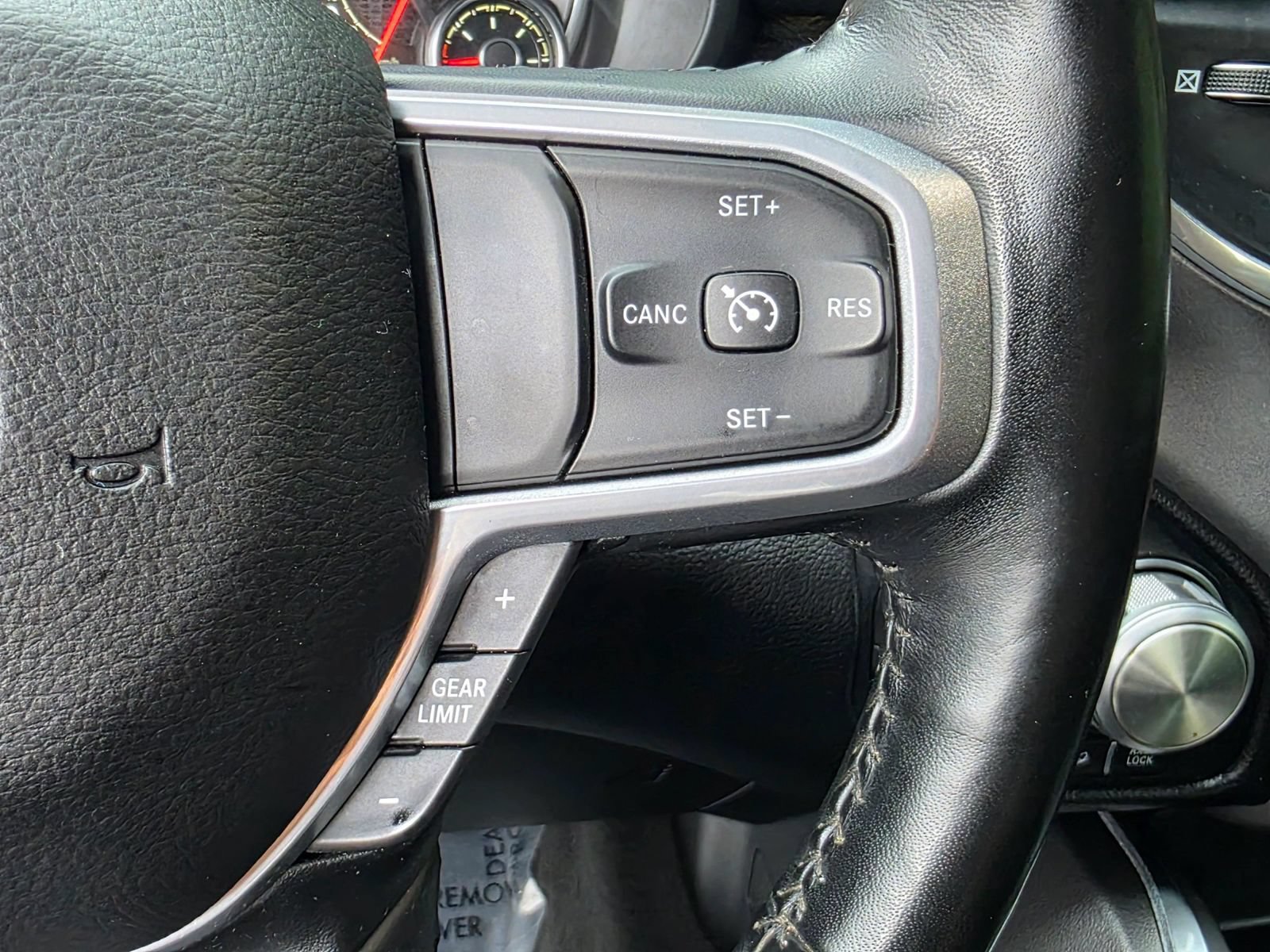 Used 2020 RAM 1500 Laramie w/ Sport Appearance Package AWD/4WD image 20