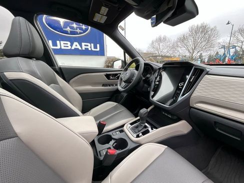 Certified 2025 Subaru Forester Limited image 18
