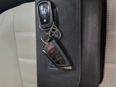 Used 2024 Honda CR-V EX-L image 54