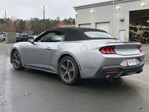 Used 2024 Ford Mustang Premium image 11