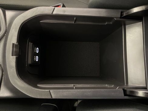 Certified 2025 Toyota RAV4 LE FWD image 23