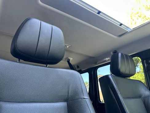 Used 2017 Mercedes-Benz G 550 image 16