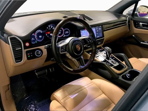 Used 2020 Porsche Cayenne S AWD/4WD image 29