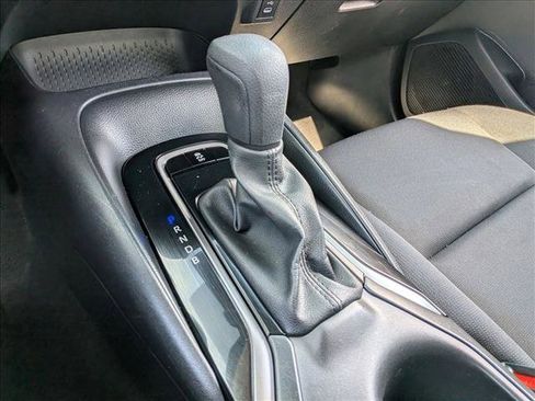 Used 2024 Toyota Corolla LE FWD image 17
