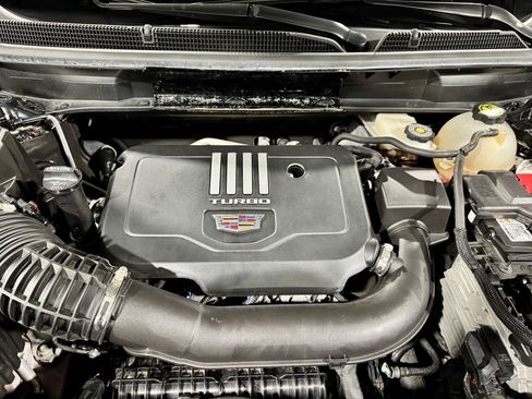 Used 2024 Cadillac XT5 Premium Luxury image 13