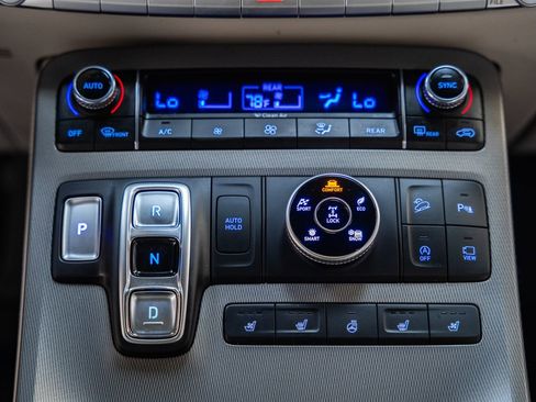 Used 2021 Hyundai Palisade Limited image 32