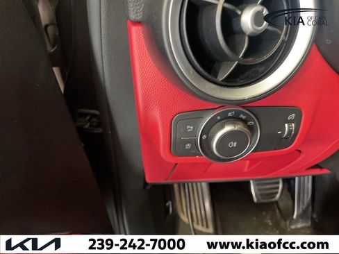 Used 2021 Alfa Romeo Stelvio Ti Sport image 21