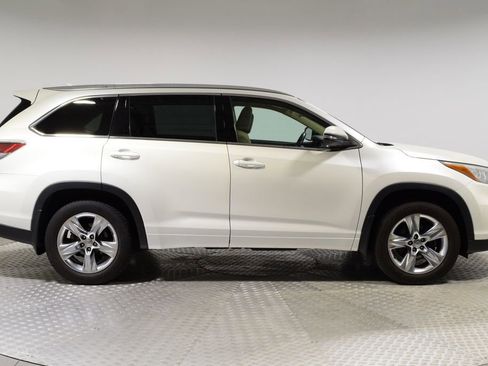 Used 2015 Toyota Highlander Limited AWD/4WD image 11