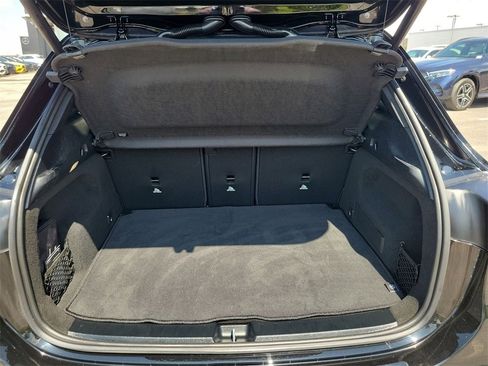 New 2025 Mercedes-Benz GLA 250 image 12