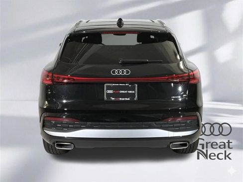 Certified 2025 Audi Q5 Premium Plus w/ Premium Plus AWD/4WD image 24
