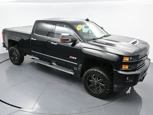 Used 2019 Chevrolet Silverado 2500 LTZ w/ Duramax Plus Package AWD/4WD image 39