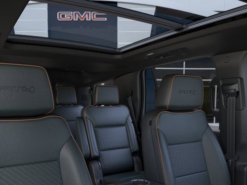 New 2026 GMC Yukon AT4 AWD/4WD image 24