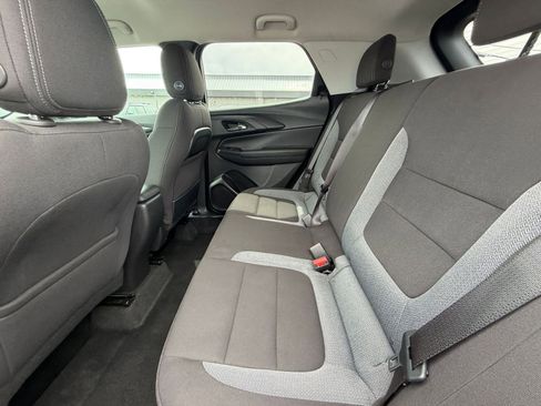 Used 2025 Chevrolet TrailBlazer LT image 24
