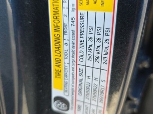 Used 2021 Chevrolet Suburban RST image 12