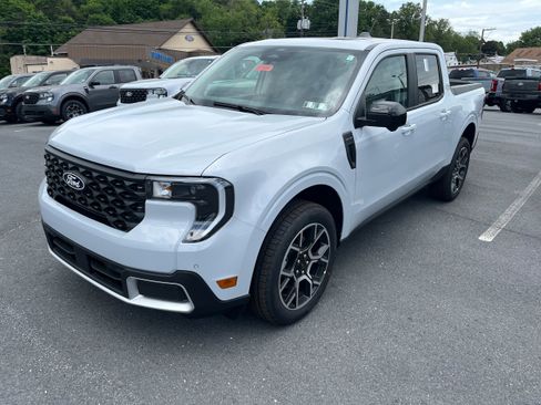 New 2026 Ford Maverick Lariat w/ 4K Tow Package AWD/4WD image 21