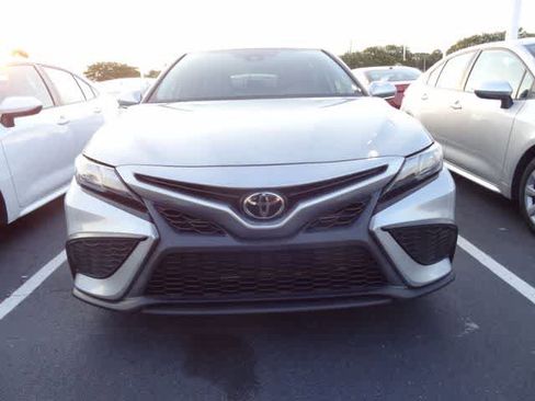 Used 2024 Toyota Camry SE w/ Cold Weather Package FWD image 2