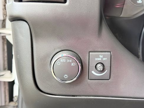 Used 2017 GMC Savana 2500 RWD image 29