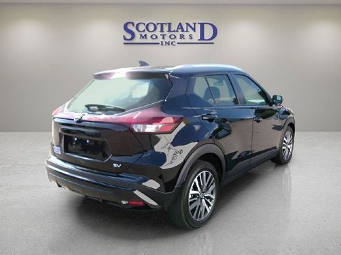 Used 2024 Nissan Kicks SV FWD image 6