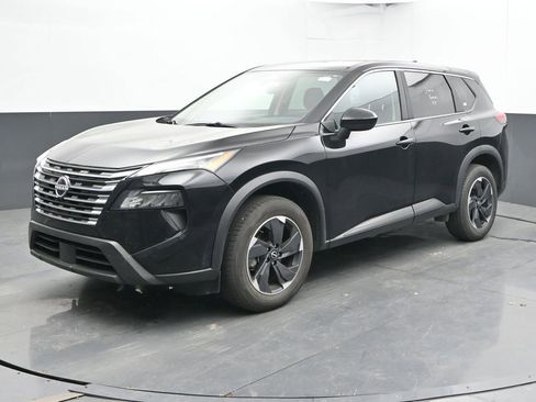 Used 2025 Nissan Rogue SV AWD/4WD image 6