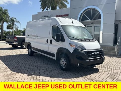 Used 2025 RAM ProMaster 2500 w/ Convenience Group FWD image 4