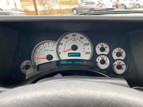 Used 2003 HUMMER H2 w/ Preferred Equipment Group image 14