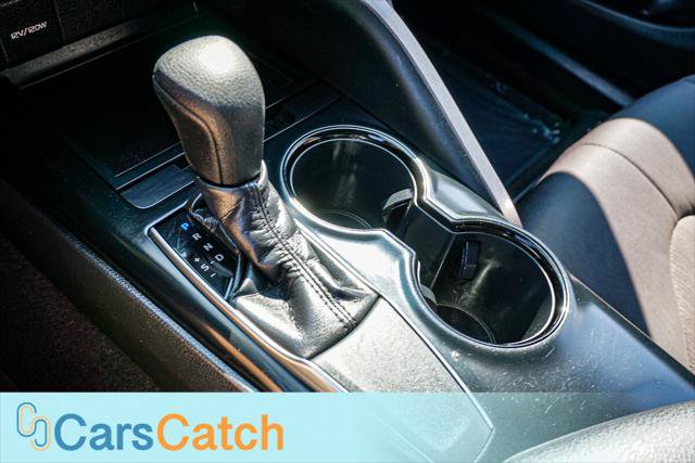Used 2020 Toyota Camry LE FWD image 27