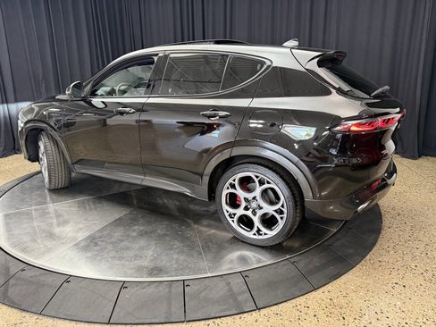Used 2024 Alfa Romeo Tonale Veloce w/ Active Assist Package AWD/4WD image 5
