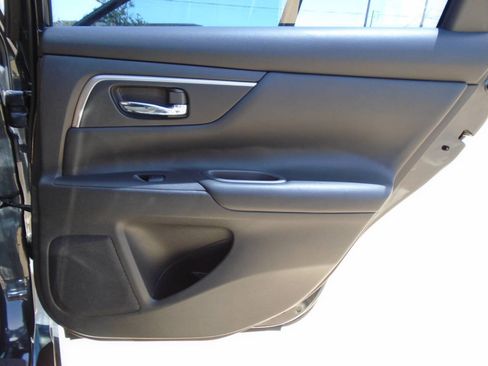 Used 2015 Nissan Altima 2.5 S w/ Power Driver Seat Package FWD image 30