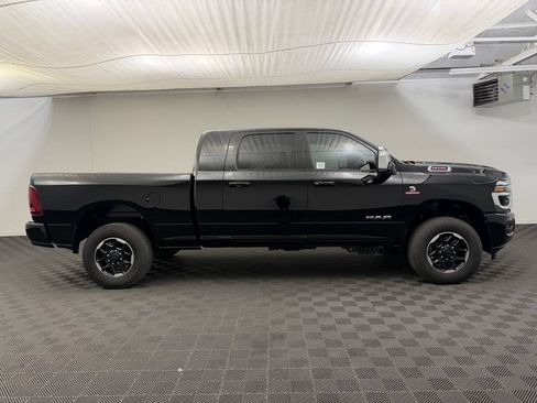 Used 2025 RAM 3500 Laramie AWD/4WD image 8