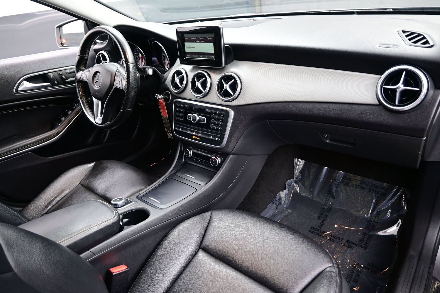 Used 2015 Mercedes-Benz GLA 250 4MATIC image 13