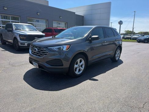 Used 2020 Ford Edge SE FWD image 1