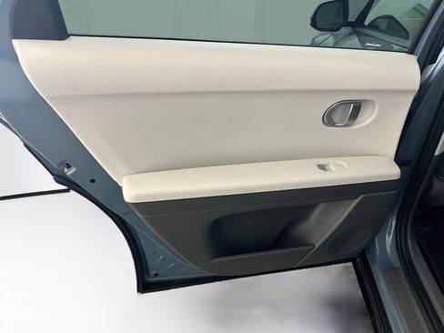 Used 2024 Hyundai Ioniq 5 SE image 27