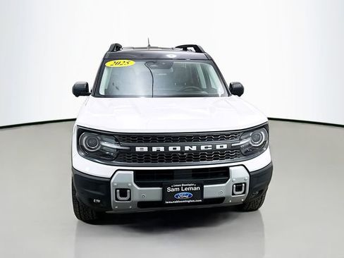 Used 2025 Ford Bronco Sport Badlands w/ Badlands Tech Package image 2