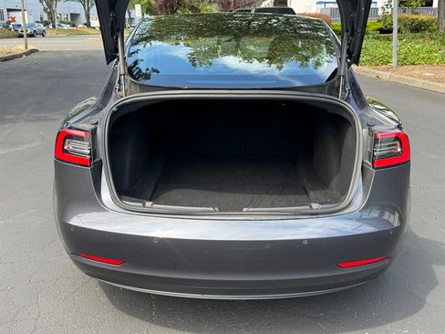 Used 2018 Tesla Model 3 Long Range AWD/4WD image 8