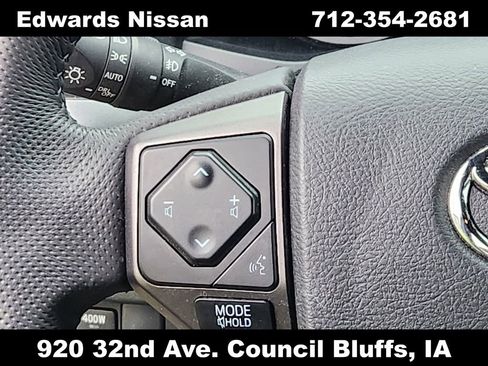 Used 2023 Toyota Tacoma TRD Off-Road image 21