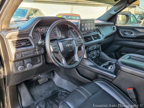 Used 2021 Chevrolet Suburban RST w/ Luxury Package image 11