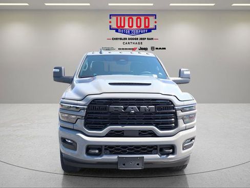 New 2026 RAM 2500 Laramie AWD/4WD image 9
