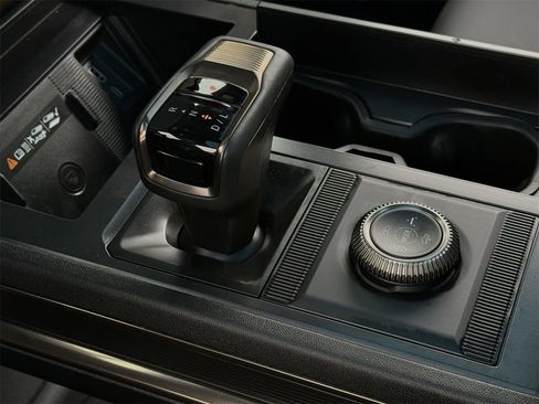 Certified 2025 GMC Hummer EV 3X w/ Battery Pack, 24 Module Pack image 19