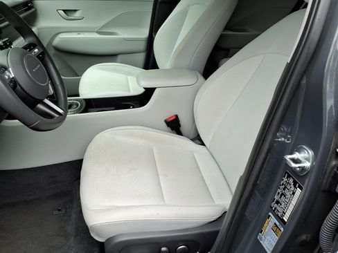Used 2025 Hyundai Kona SEL AWD/4WD image 11