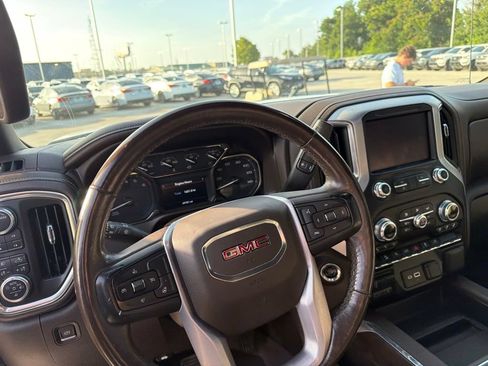 Used 2021 GMC Sierra 1500 SLT AWD/4WD image 8