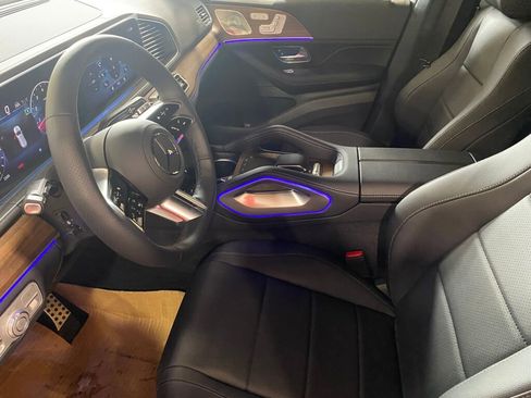 New 2025 Mercedes-Benz GLS 450 4MATIC image 6