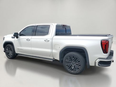 Used 2022 GMC Sierra 1500 Denali Ultimate AWD/4WD image 3