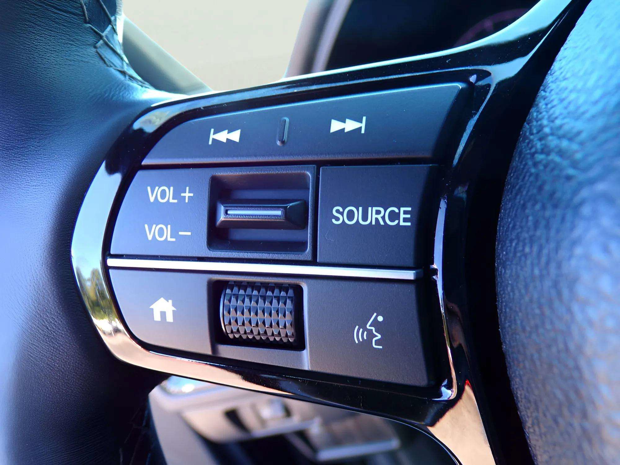 Used 2025 Honda Civic Sport image 10