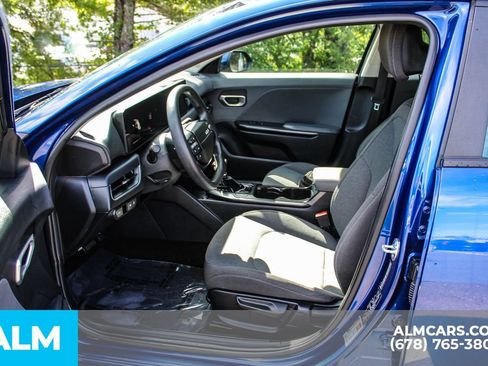Used 2025 Kia K4 FWD image 17