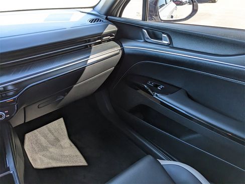 Certified 2025 Kia K5 GT-Line image 17