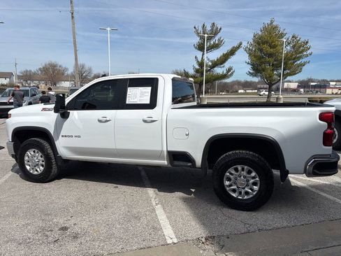 Used 2023 Chevrolet Silverado 2500 LT w/ Convenience Package image 20
