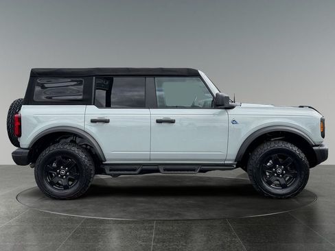 Used 2022 Ford Bronco Black Diamond AWD/4WD image 10