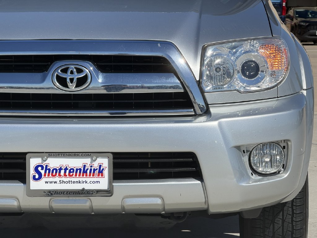 Used 2008 Toyota 4Runner SR5 RWD image 7