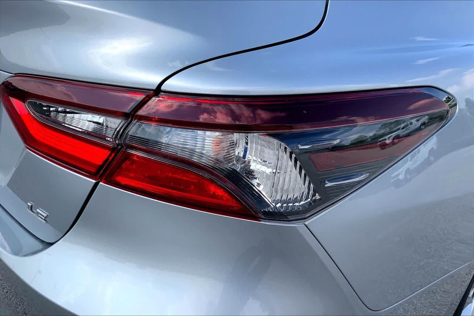 Used 2024 Toyota Camry LE FWD image 30