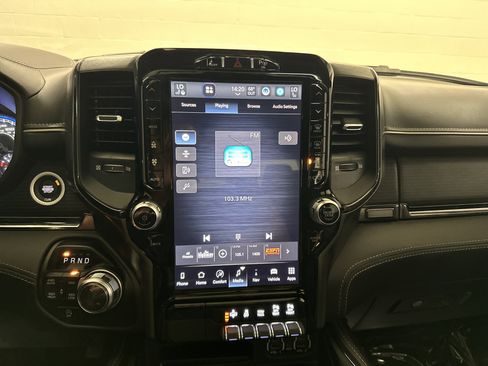 Used 2022 RAM 1500 Limited AWD/4WD image 23
